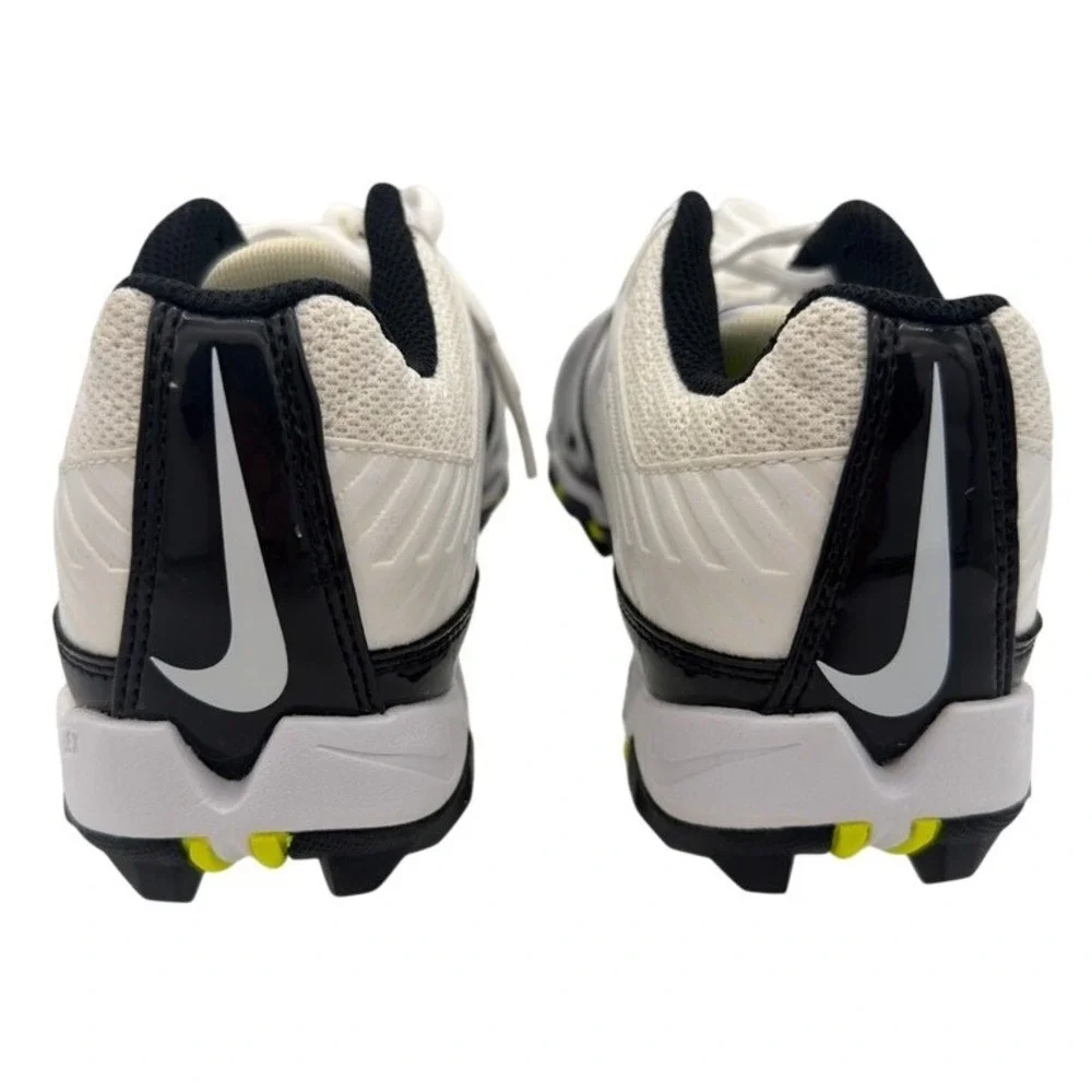Nike Shark Football Cleats Black White Volt FastFlex Youth Size 5Y 643161-110